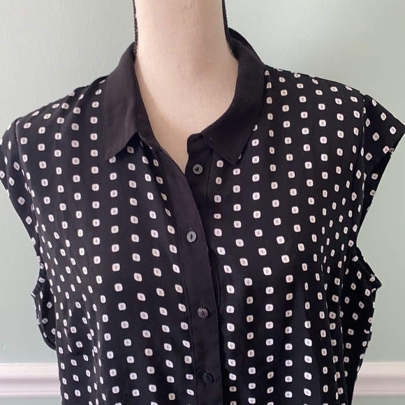 Worthington button down blouse Size XL. - Picture 2 of 7